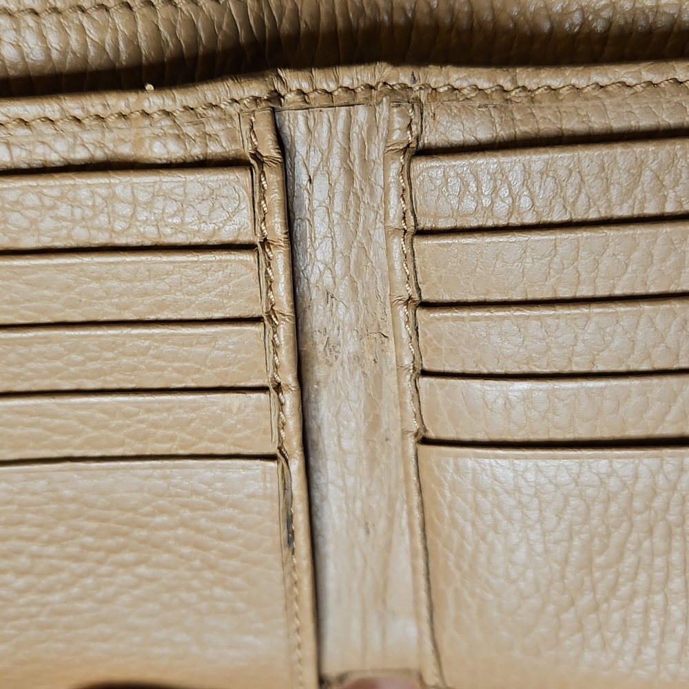Gucci Interlocking G Compact Wallet Tan Dollar Calfskin Leather - Picture 11 of 14